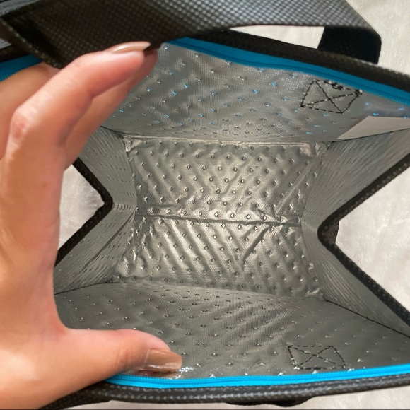 🐳 Small Hawaii reusable insulated cooler bag - Picture 5 of 7